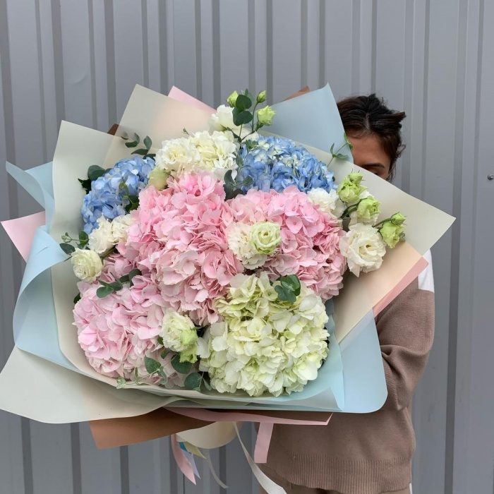 Букет с гортензией и эустомой, фото 2